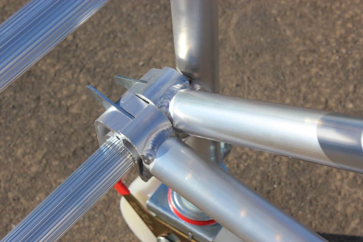 Albert-Gerueste-Diagonaleinhaengung