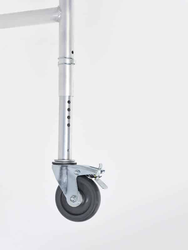 Altrex-Klappgeruest-–-Fahrgeruest-3400-Rolle2