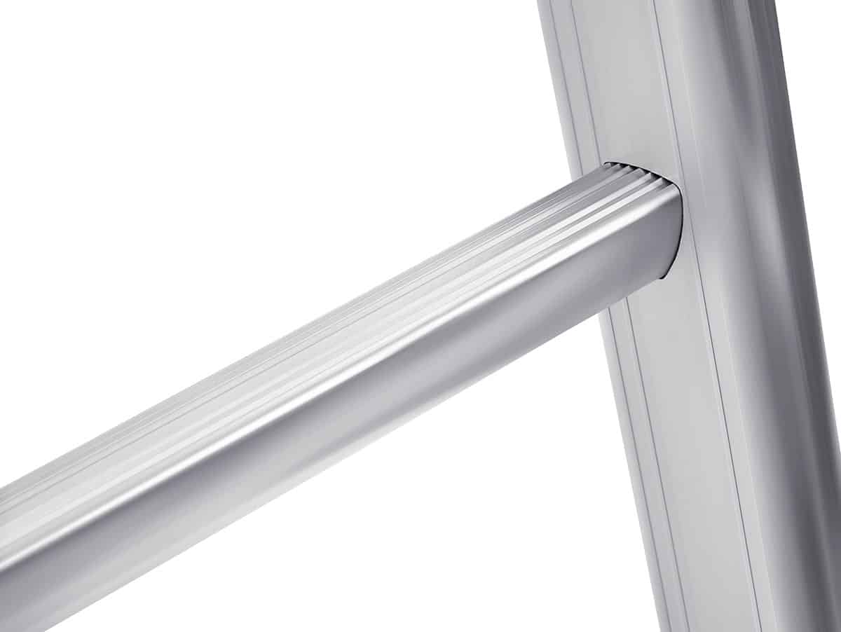 BAVARIA_Produktbild_Leiterndetail_Dreikantsprossen_web