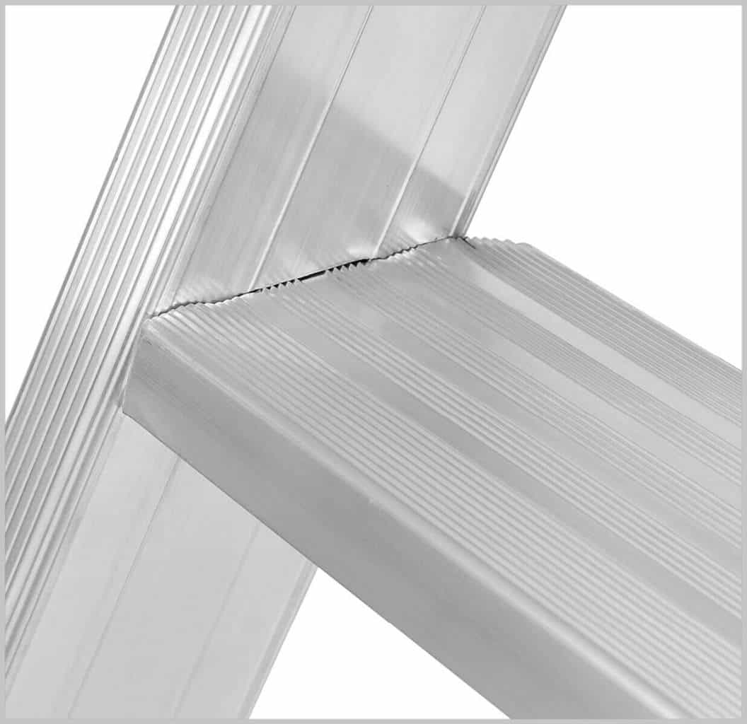 Hymer_8081_Plattformleiter_mit_Kipprollen_und_langem_Handlauf_4-1