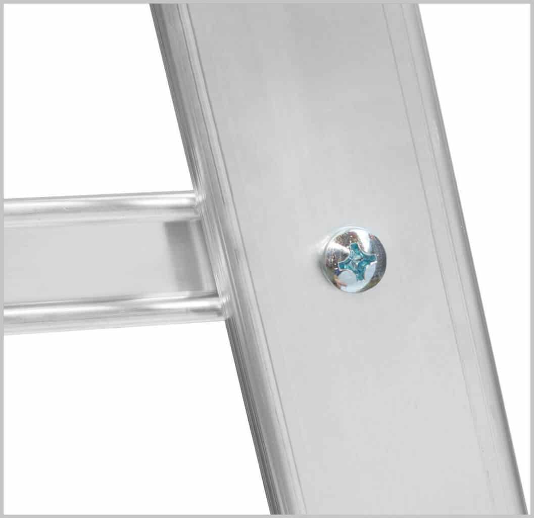 Hymer_8081_Plattformleiter_mit_Kipprollen_und_langem_Handlauf_5-1