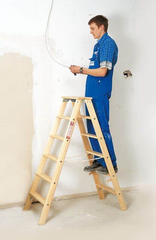 euroline-holz-stufenstehleiter-nr.-10503