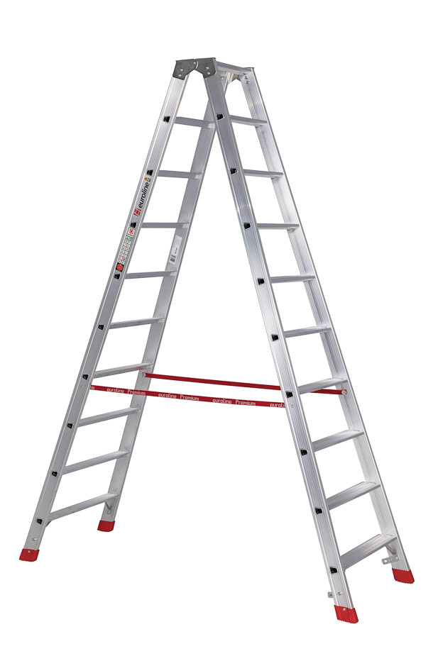 euroline_3057710_stehleiter