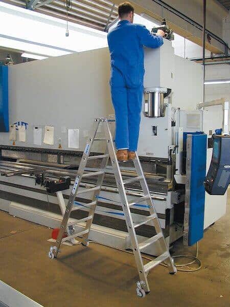 krause_stabilo_stufen_doppelleiter_fahrbar_2x8-2